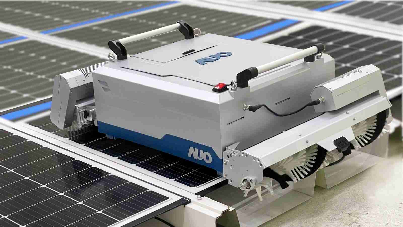 PG国际致力EPC场域技术升级，，导入清洁机器人搭配传感器与AI数据分析，，，大幅减少维运成本